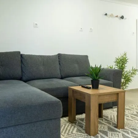 Fakapu Vendeghaz Apartment *
